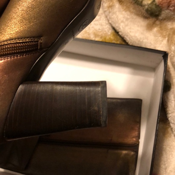 CHANEL high boots - Picture 7 of 8